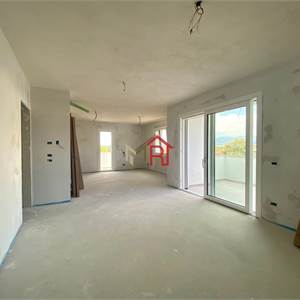 Appartamento In Vendita a Colle Umberto